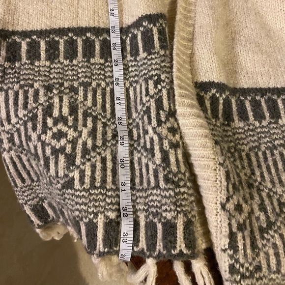 COMFY XS soft fringed cardigan made  by Moth - Picture 4 of 9